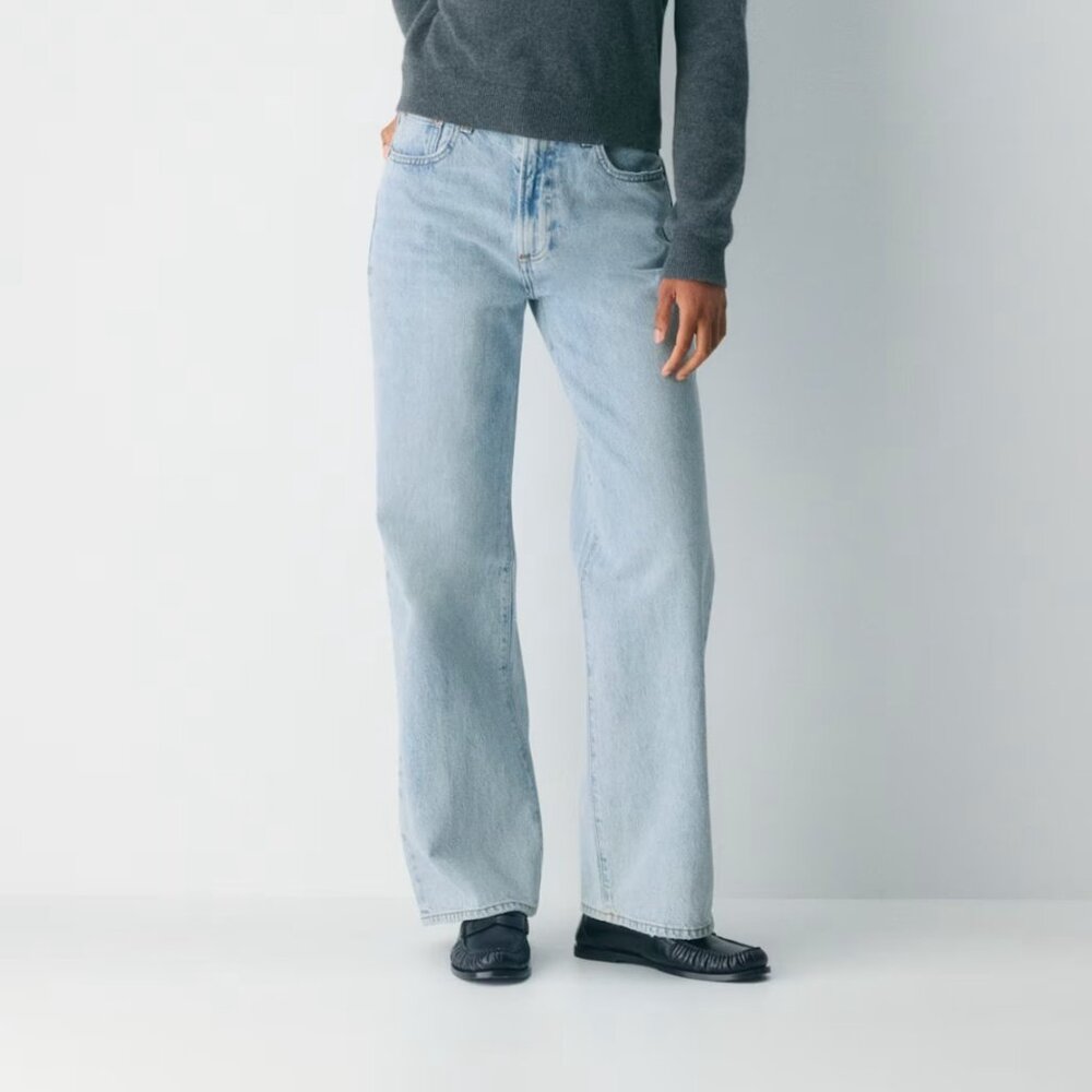 Aritzia Light Wash Wide-Leg Jeans
